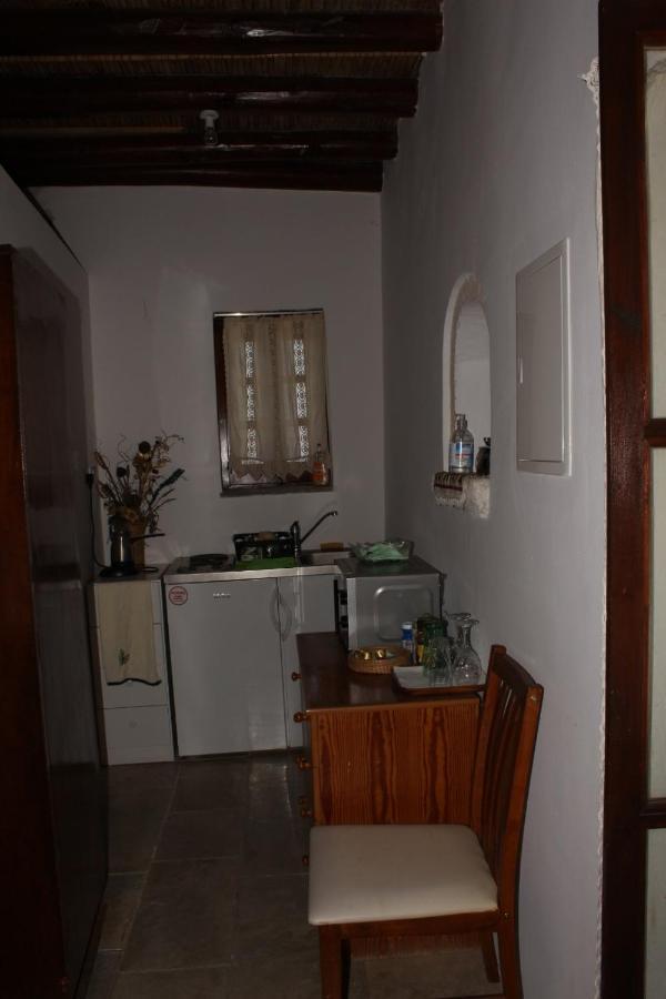 Georgia'S House Bed and Breakfast Fyti Exteriör bild